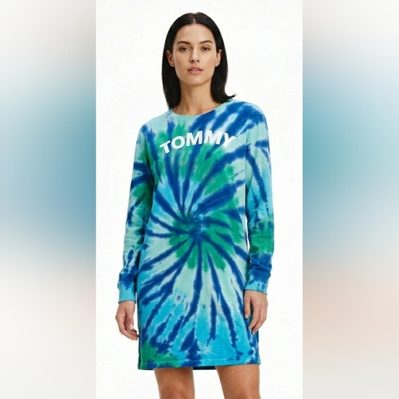 Tommy Hilfiger Dresses & Skirts - Tommy Hilfiger Blue & Green Spiral Tie-Dye Long Sleeve Dress